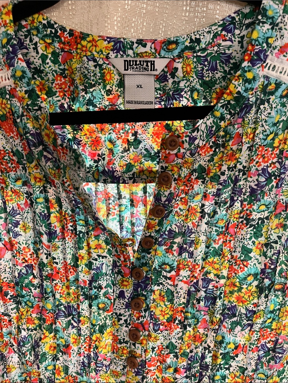 Duluth Trading Co Floral Pintuck Sleeveless Top - Green, Orange, Blue - Picture 2 of 6